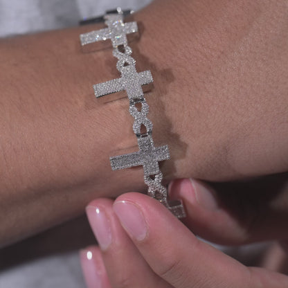 10k White Gold Diamond Cross Bracelet 3.84 ctw