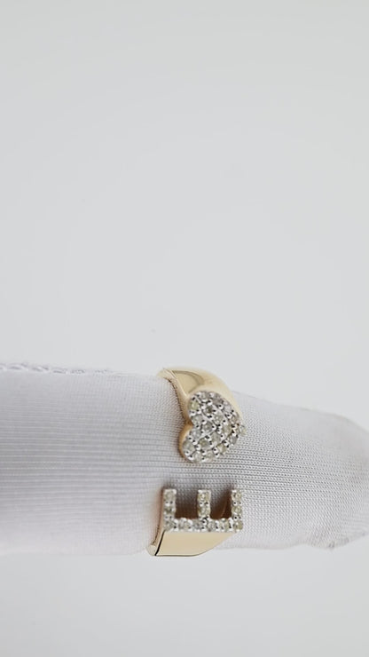 14K Gold letter E Ring 0.26 ctw