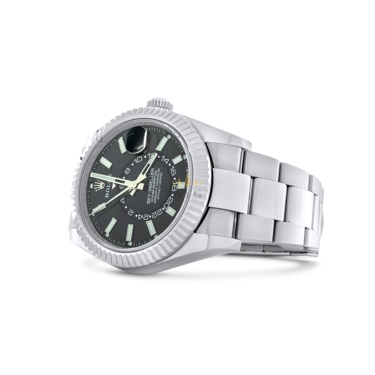 Rolex Sky-Dweller 42mm Stainless steel, 18k White Gold w. Fluted Bezel, Black Dial, Oyster bracelet Ref. 326934 - Preowned