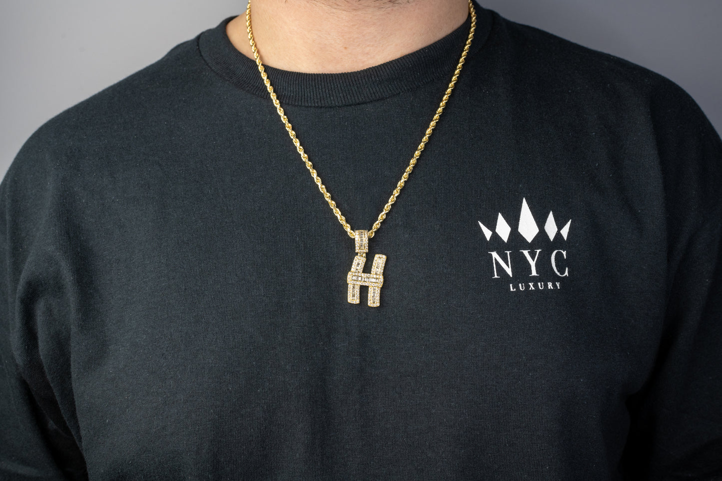 10k Yellow Gold Letter H Pendant 2.02ctw