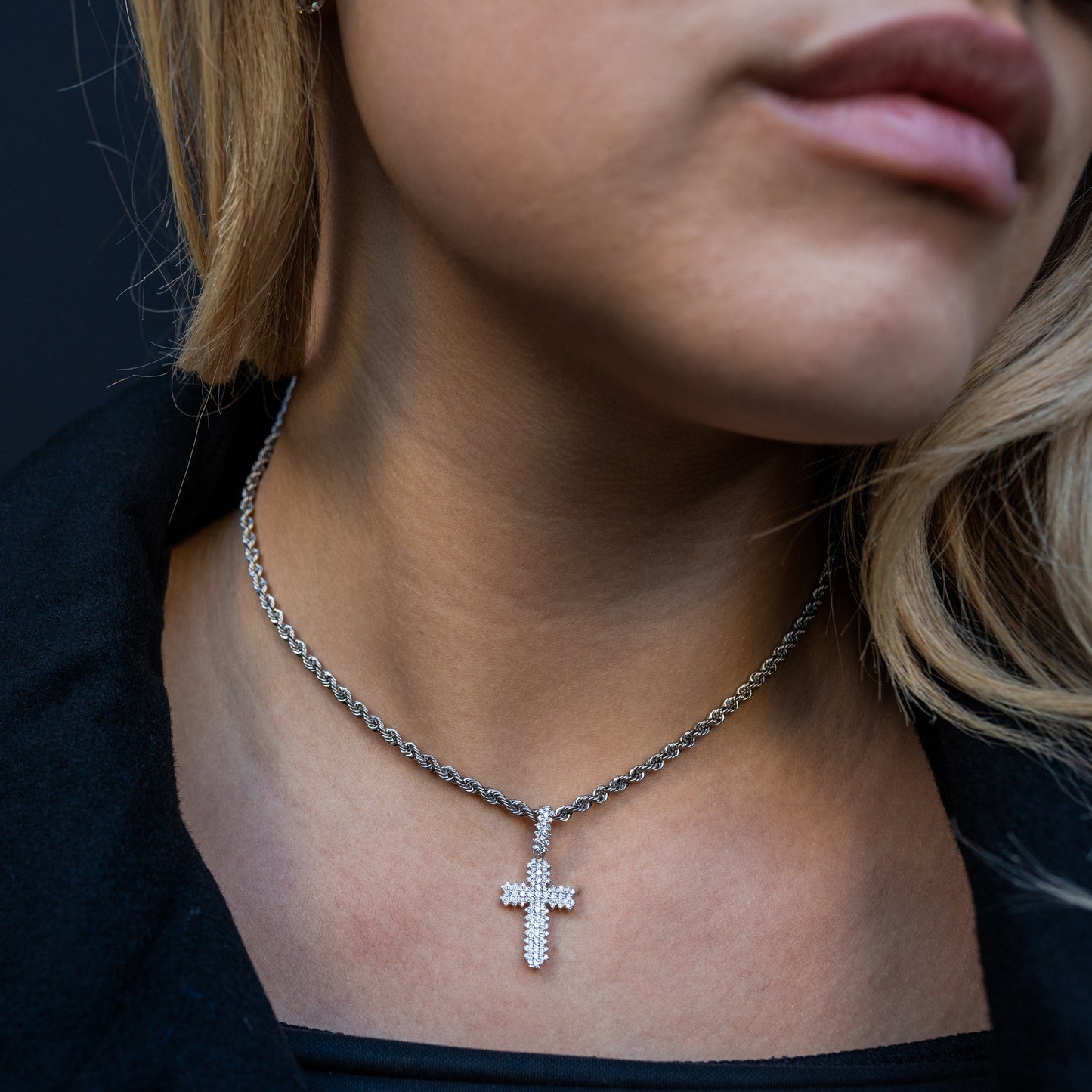 14K White Gold Diamond Cross Pendant 0.44 ctw